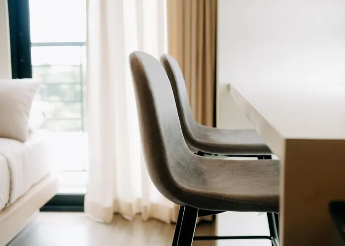 The Median 626 By Fox Homes Lägenhet